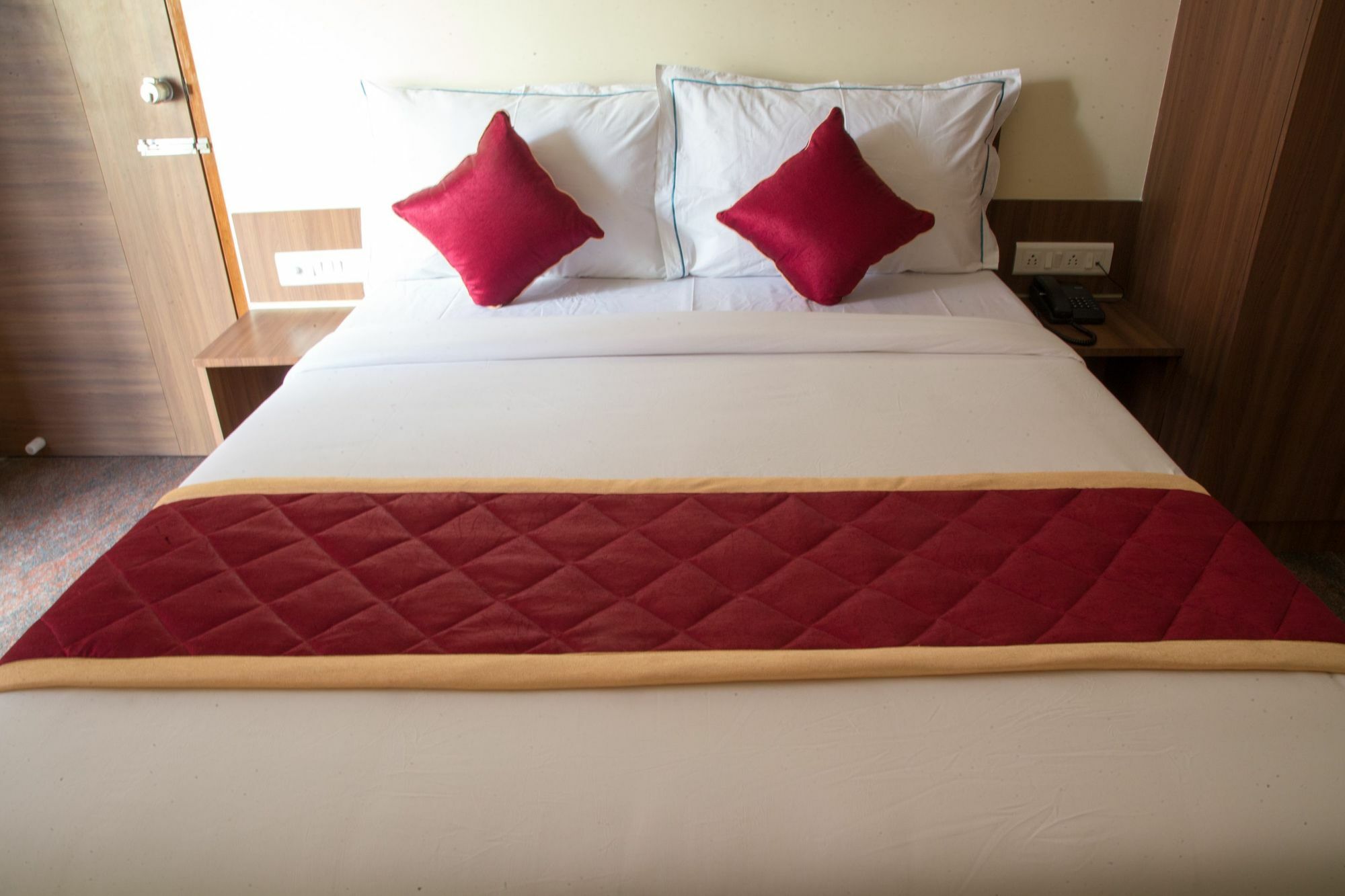 Hotel O Champion Comfort Near Hosahalli Metro Station Bangalore Dış mekan fotoğraf